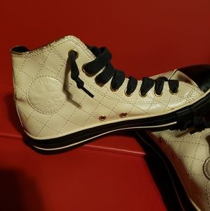 Quilted LEATHER Chuck Taylor Converse Sneakers